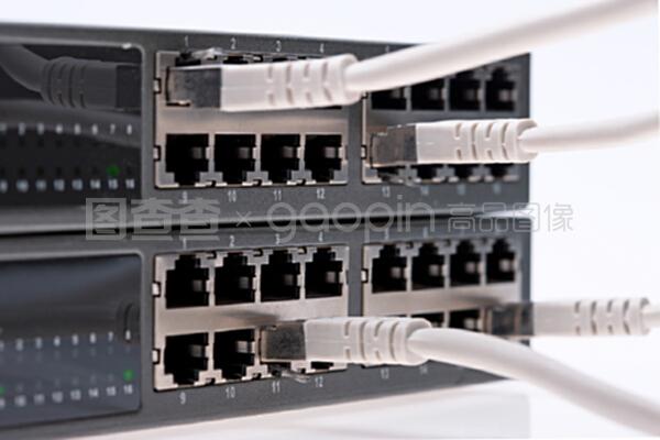 網(wǎng)絡(luò)工程中的網(wǎng)絡(luò)開(kāi)關(guān) 功能、類(lèi)型與部署策略